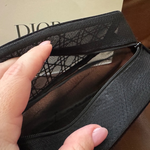 Dior Cosmetic Bag - Picture 3 of 3